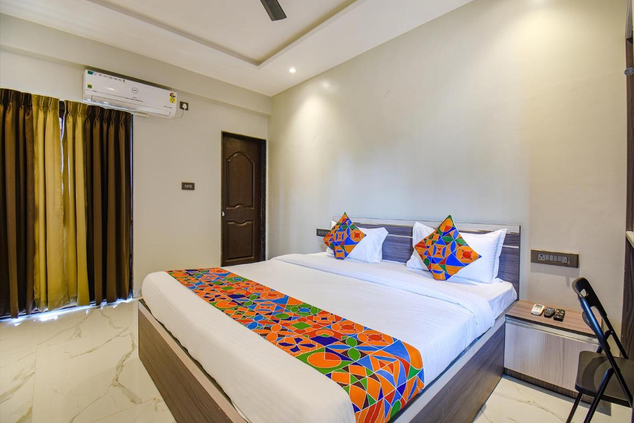 Fabhotel Gaurav Galaxy Пюн Екстериор снимка